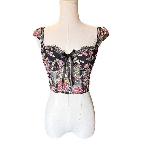 unbranded Tops - Floral lace corset bustier crop